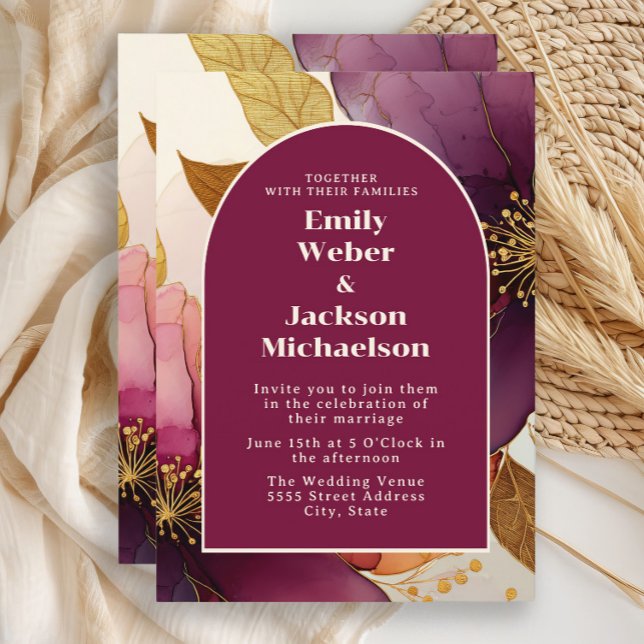 Bold Burgundy Plum Gold Floral Arch Wedding Einladung (Burgundy, plum and gold alcohol ink floral wedding invitation with an arch-shaped frame and border.)