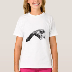 Bold Cat Ink Art T-Shirt mit langjährigem Schwanz