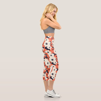 Bold & Chic Anemone Capri Leggings