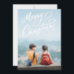 Bold Fun Hand Briefe frohe Weihnachten<br><div class="desc">Meine Begrüßung mit Handschrift ergänzt perfekt ein Single-Portrait-Foto. Weitere Textoptionen und zusätzliche Fotos sind auch auf der Kartenrückseite verfügbar. Anfragen sind immer willkommen! Danke für den Besuch meines Zazzle-Stores!</div>