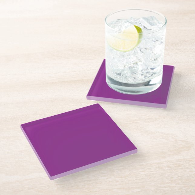Bold Magenta Wedding Einladung mit Minimalstil Glasuntersetzer (Schrägansicht)