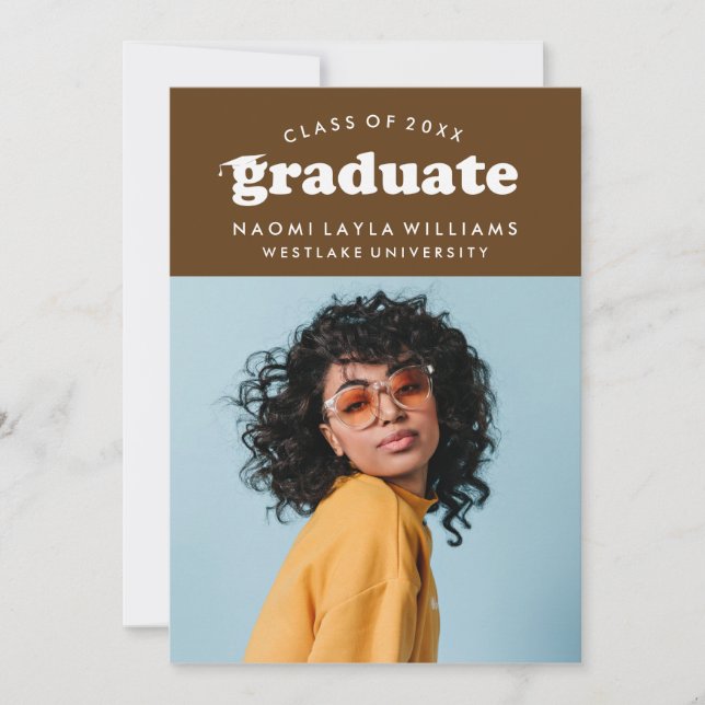 BOLD MODERN RETRO GRADUATE | EINLADUNG VON ABSCHLÜ (Vorderseite)