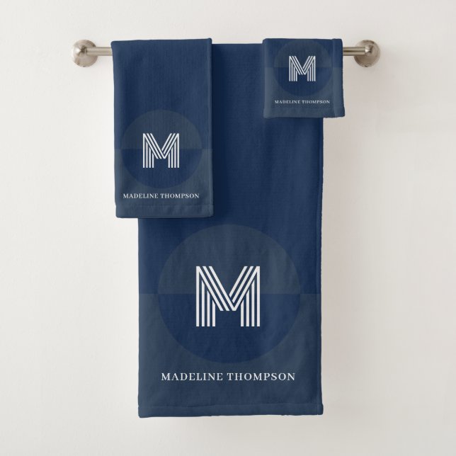 Bold Navy Blue Geometric Modern Monogram Badhandtuch Set (Insitu)