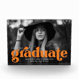 Bold Orange Typografy Abschluss Fotoblock