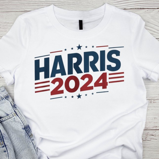 Bold Patriotic Red, White und Blue Harris 2024 T-Shirt (Von Creator hochgeladen)