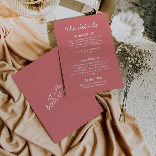 Bold Pink Modern Whimsical Wedding Details Begleitkarte (Von Creator hochgeladen)
