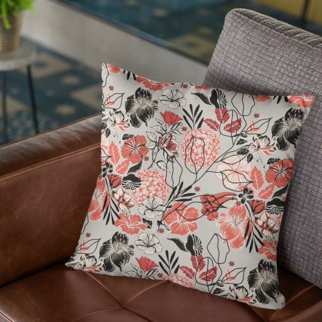 Bold Red Black Taupe floral Pattern Kissen (Elegant Modern Bold Red Black Floral Pillow. Hibiscus, Hydrangea & Magnolia Tropical Flowers. Taupe.)
