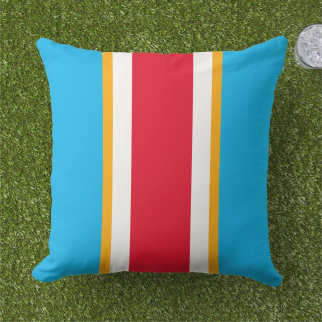 Bold Sky Blue Bright Red White Strips Kissen (Gras)