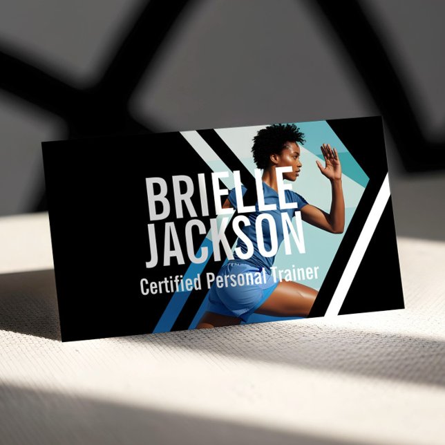 Bold Strong Modern Personal Trainer Fitness Photo Visitenkarte (Bold Geometrical Photo Personal Trainer Fitness Business Card (Front))