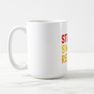 Bold Text "STRETCH, SWEAT, REPEAT." Kaffeetasse