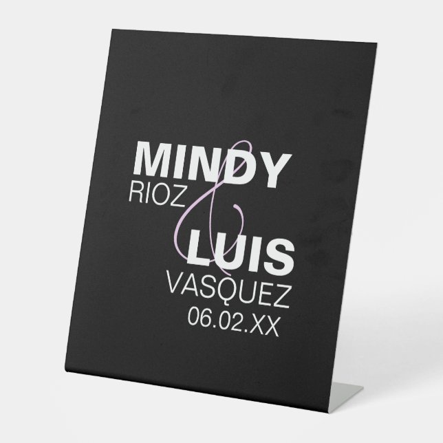 Bold Typografy Ampersand Pink Black Sockelschild (Vorderseite)