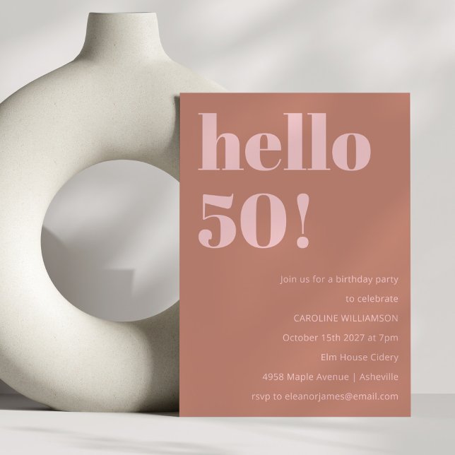 Bold Typografy Terracotta Blush Modern Birthday Einladung (Von Creator hochgeladen)