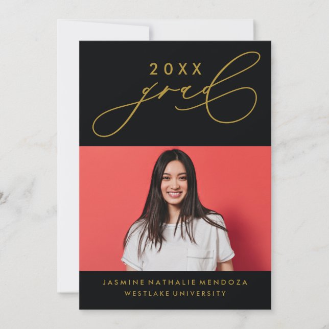 BOLD WHIMSICAL CALLIGRAPHY ABSCHLUSS INVITATION EINLADUNG (Vorderseite)