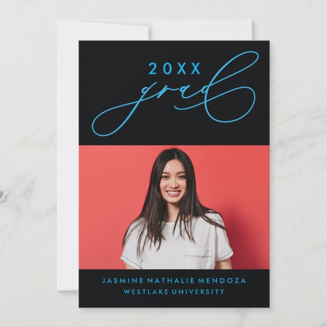 BOLD WHIMSICAL CALLIGRAPHY ABSCHLUSS INVITATION EINLADUNG (Vorderseite)