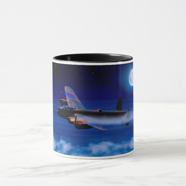 Bomber-kommende Zuhause-Tasse Tasse (Zentrum)