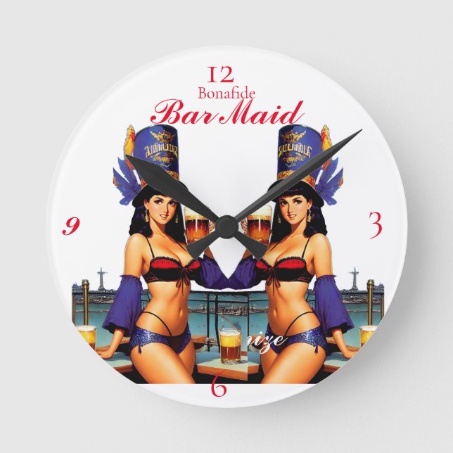 Bonafide Bar Maid Thunder_Cove Runde Wanduhr (Vorderseite)