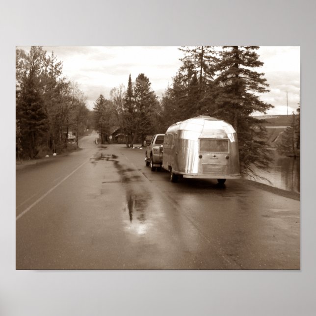 Bond Falls MI Retro Camper Tin Can Sepia Print Poster (Vorne)