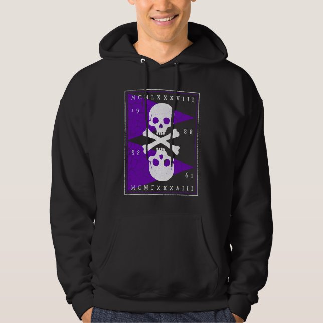Bones and Skulls Pirate Hoodie (Vorderseite)