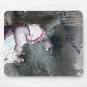 Bonne Année Vintage Mädchen mit Puppe Mousepad