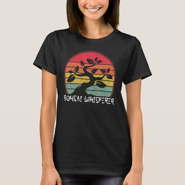 Bonsai Whisperer Japanischer Traditionsgarten Retr T-Shirt (Vorderseite)