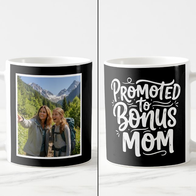 Bonus-Mama Befördert Brush Script  1 Foto Schwarz Kaffeetasse (Von Creator hochgeladen)