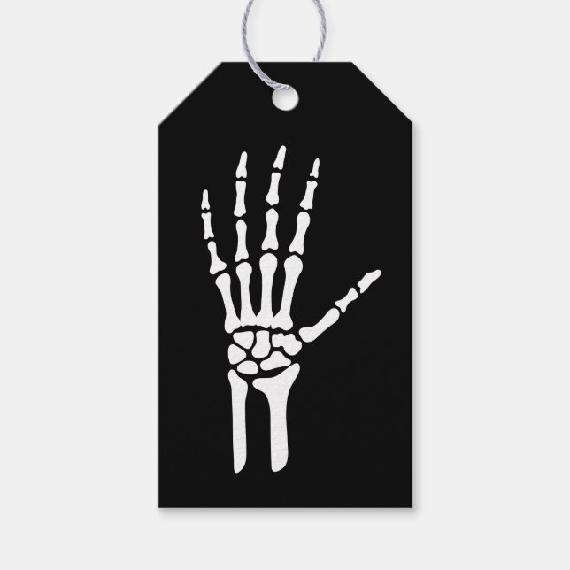 Bony Skeleton Hand auf schwarzem Halloween Geschenkanhänger (Vorderseite)