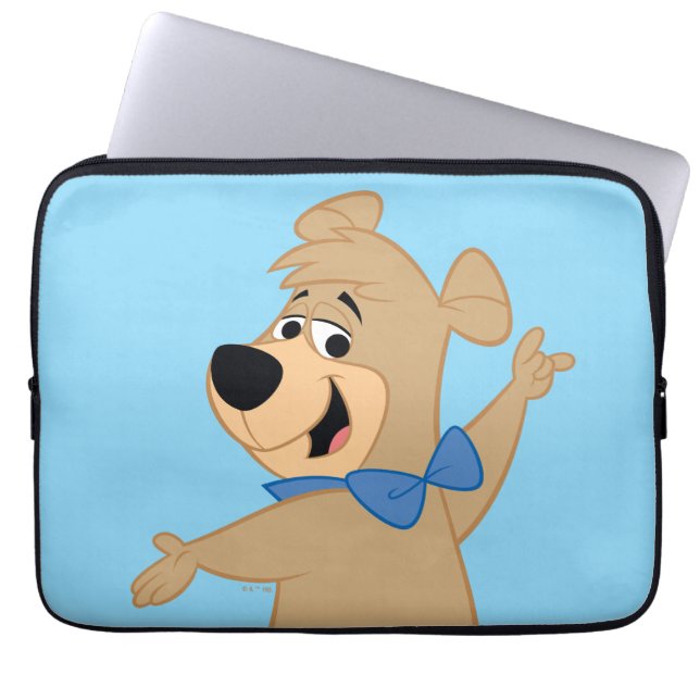 Boo-Boo-Bären-Arme breit Laptopschutzhülle (Vorderseite)