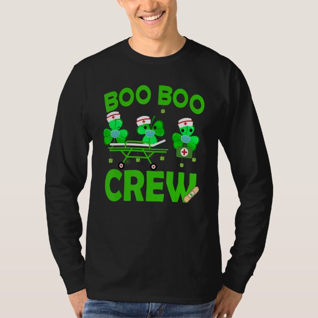 Boo Boo Crew Nurse St Patrick S Day Kleeblatt Face T-Shirt (Vorderseite)