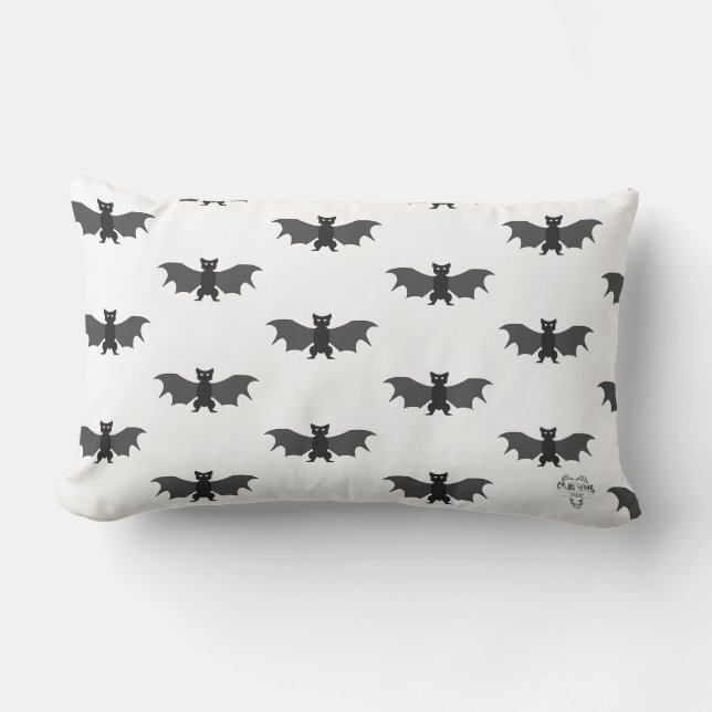 Boo Crew Gone Bat-ty Lumbar Throw Pillow Lendenkissen (Vorderseite)