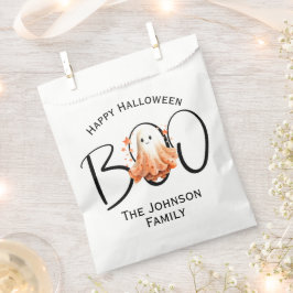 Boo Ghost Halloween White Black Modern Familiennam Geschenktütchen