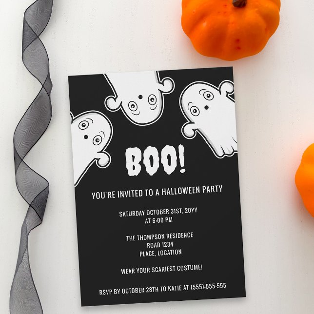 Boo Ghosts Spooky Schwarz-weißes Halloween-Party Einladung (Spooky ghost design for Halloween parties. Personalize the text with the details of your event.)