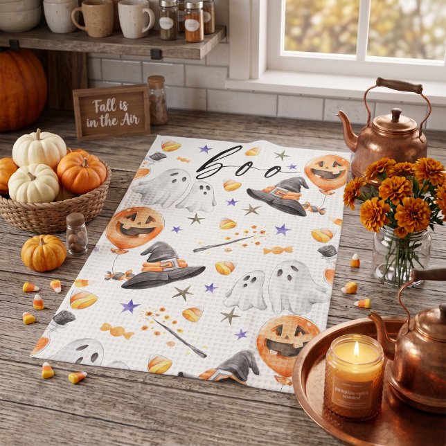 Boo Halloween Watercolor Geschirrtuch (Spook up your space with this Boo cute watercolor Halloween ghost pumpkin pattern design.)