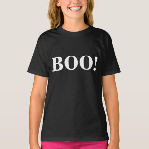 Boo! in fett gedruckten Buchstaben zu Halloween T-Shirt
