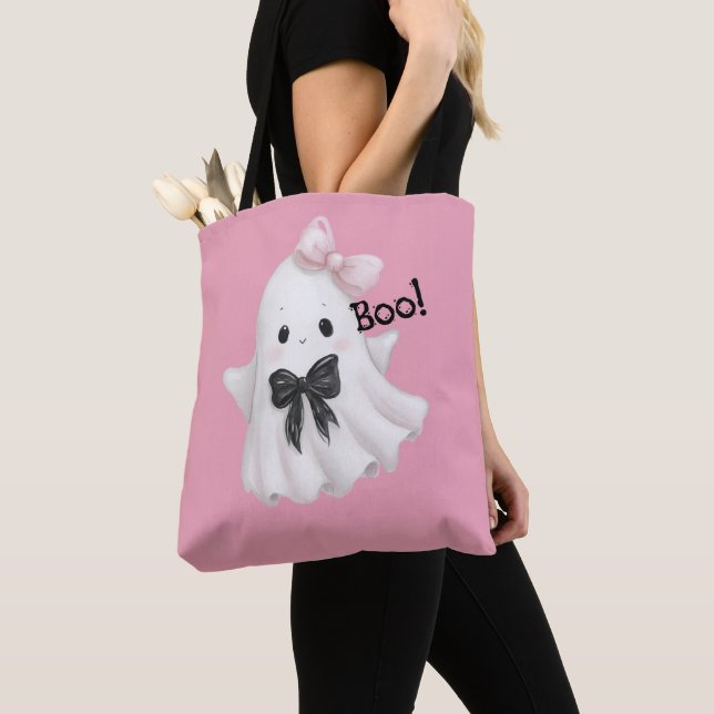 Boo in Schleifen (Von Nahem)