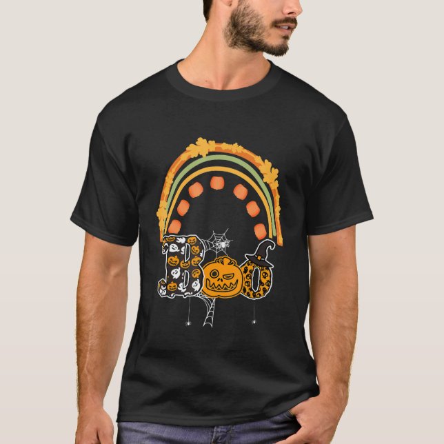 Boo With Spiders And Witch Hat Halloween Rainbow T-Shirt (Vorderseite)