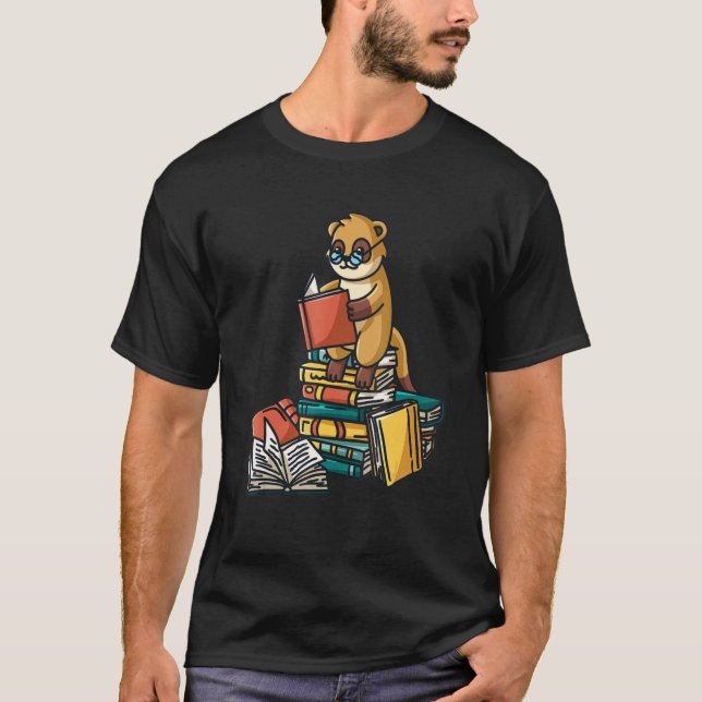 Book Meerkat sitzend auf Pile of Books Book Worm T-Shirt (Vorderseite)