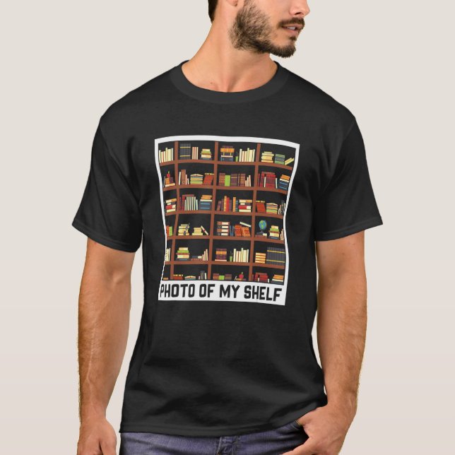 Bookaholic Reader Bookish Enthusiast Reading Novel T-Shirt (Vorderseite)