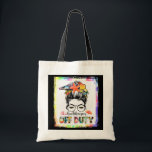 Bookkeeper Off Duty Messy Bun Librarian Summer Tragetasche<br><div class="desc">Buchhalterin von Duty Messy Bun Librarian Sommerurlaub Geschenk. Perfektes Geschenk für Ihren Vater,  Mama,  Papa,  Männer,  Frauen,  Freunde und Familienmitglieder am Erntedank Tag,  Weihnachten,  Muttertag,  Vatertag,  4. Juli,  1776 Unabhängiger Tag,  Veteranen Tag,  Halloween,  Patrick's Day</div>