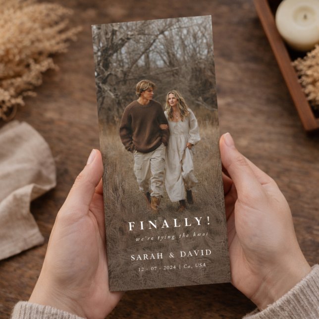 Bookmark Photo Finally Save the Date Weddings (Von Creator hochgeladen)