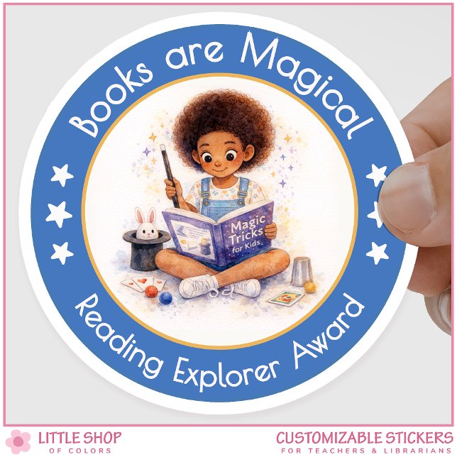 Books are Magical Reading Explorer Award Runder Aufkleber (Von Creator hochgeladen)