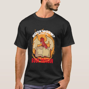 Bookworm Bitte im Buch Drachenbuch Junkie T-Shirt