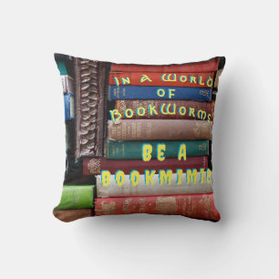 Bookworm Bookmimic Kissen