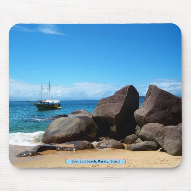 Boot und Strand, Paraty, Brasilien Mousepad (Vorne)