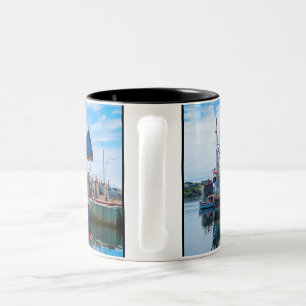 Boote an der Ostküste Zweifarbige Tasse