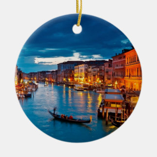 Boote auf Kanal-Wasser buntes Venedig Italien Keramik Ornament
