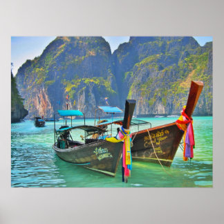 Boote in der Maya Bay Poster