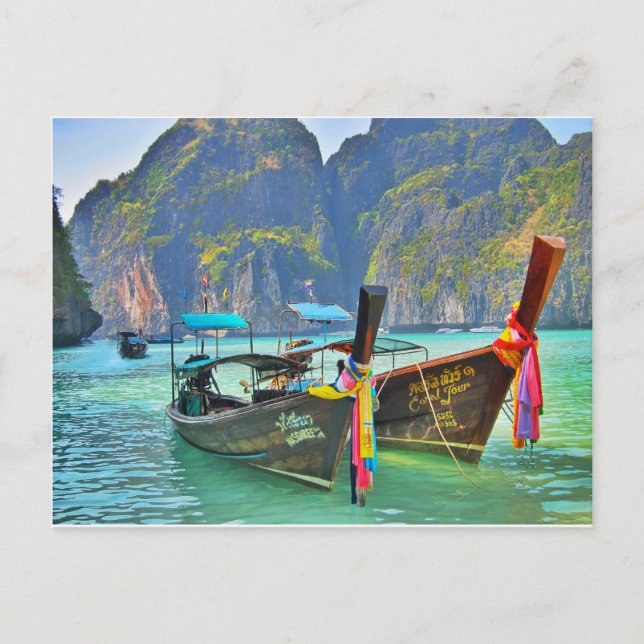 Boote in der Maya Bay Postkarte (Vorderseite)