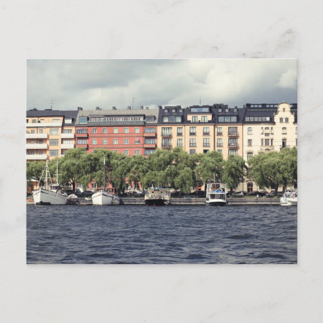Boote und Häuser in Stockholm Postkarte (Vorderseite)