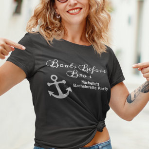 Boote vor der Junggesellinnenabschiedskreuzfahrt d T-Shirt
