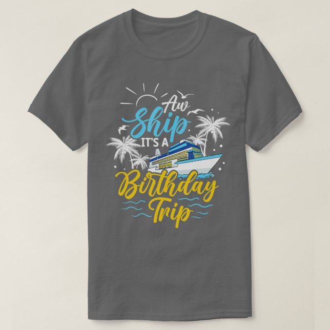 Bootsfahrt zum Geburtstag Schifffahrt Reise Luxus  T-Shirt (Design vorne)
